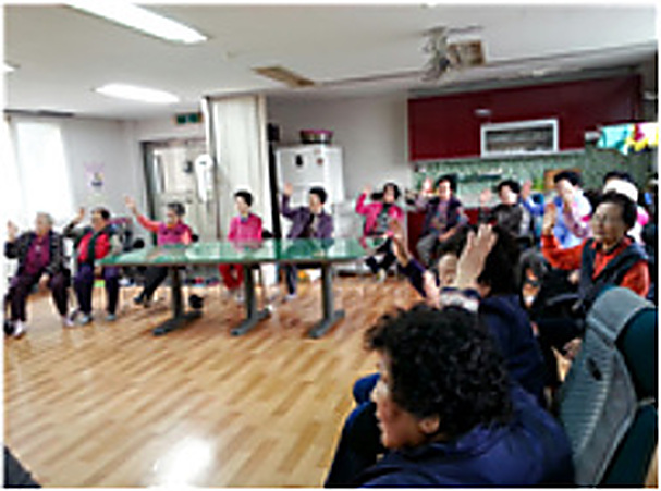 직산 우성8차아파트 경로당 생명존중교육 현장 2
