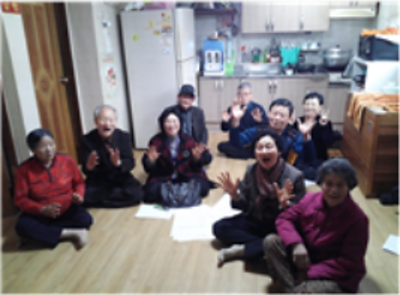 쌍용동 시영2차아파트 경로당 생명존중교육 현장 2