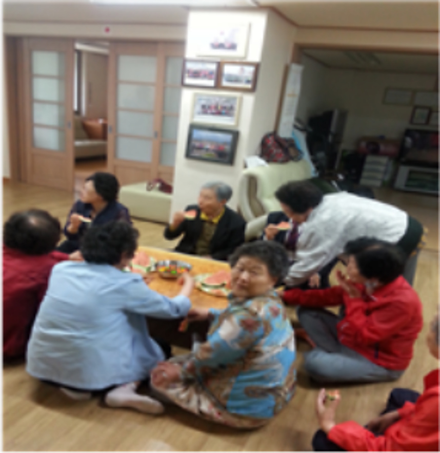 쌍용 자이아파트 경로당 생명존중교육 현장 2