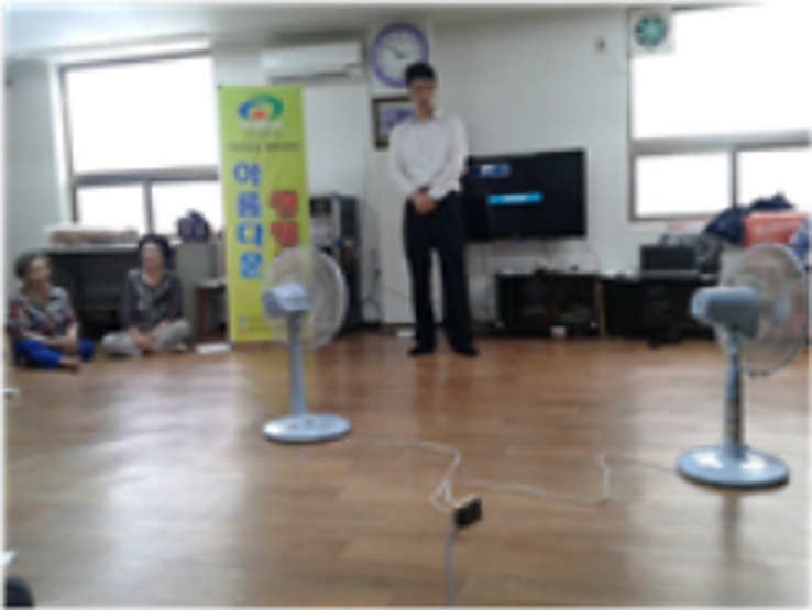 극동 늘푸른아파트 경로당 생명존중교육 현장 1