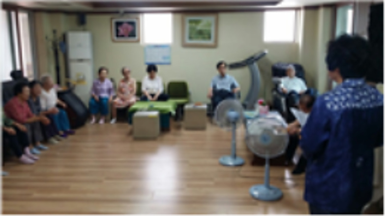 불당 현대아이파크아파트 경로당 생명존중교육 현장 2