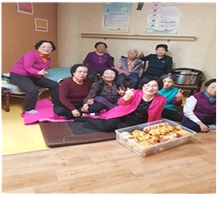 용곡동 일하이빌1단지 경로당 생명존중교육 현장 1