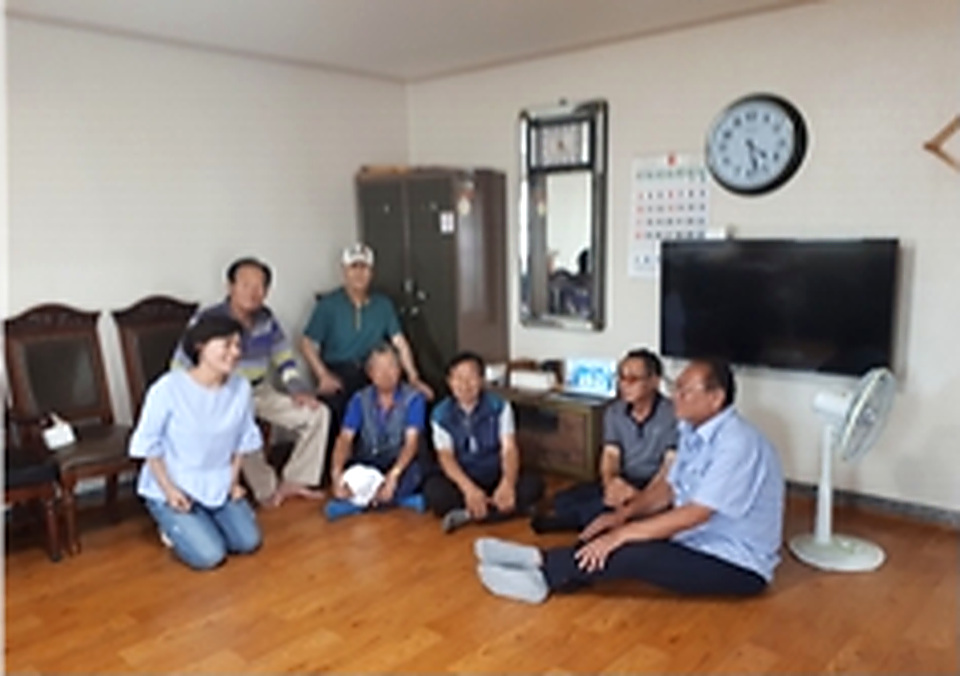 신안13·20통 경로당 생명존중교육 현장 1