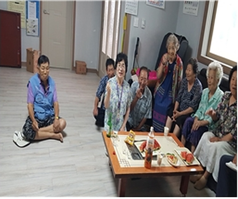 천흥4리 경로당 생명존중교육 현장 1