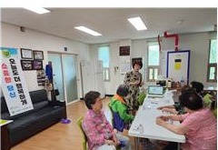 불당동 경로당 생명존중교육 현장 2