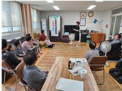 쌍용동 월봉청솔2차아파트 경로당 생명존중교육 현장 1