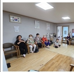 백석현대아파트 경로당 생명존중교육 현장 1
