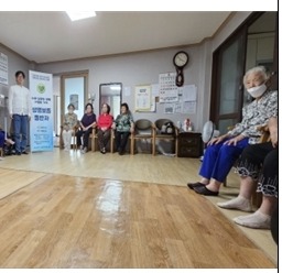 백석현대아파트 경로당 생명존중교육 현장 3