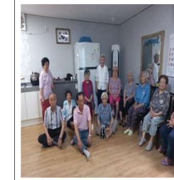 현대한솔아파트 경로당 생명존중교육 현장 2